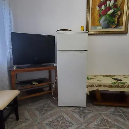 Fotini * Vlorë